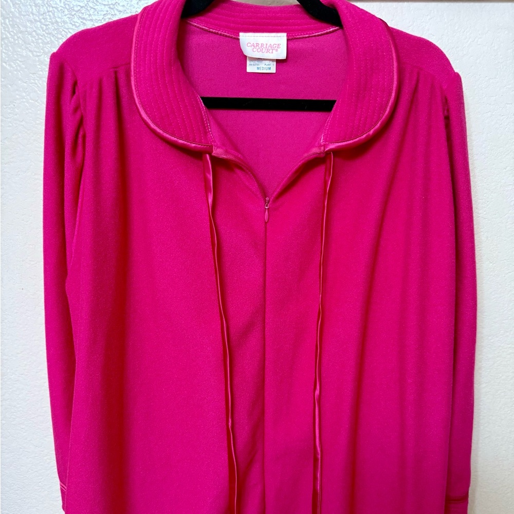Carriage Court • Vintage • 1970’s • Pink • Robe • Size Medium • Union Made (USA)